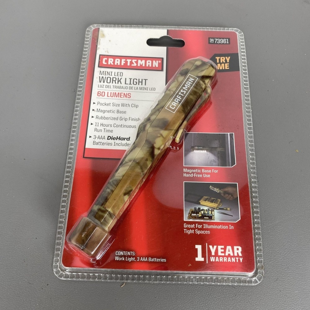 Craftsman Mini LED Work Light Magnetic Base 60 Lumens Pocket Size 3473961 Camo